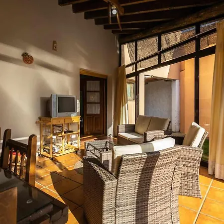 別荘 Casa Ernesto Piscina Climatizada, Porche Y Garaje サモラ