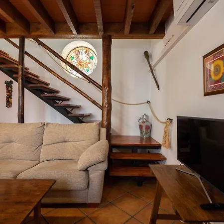 Casa Ernesto. Piscina Climatizada, Porche Y Garaje Vakantiehuis