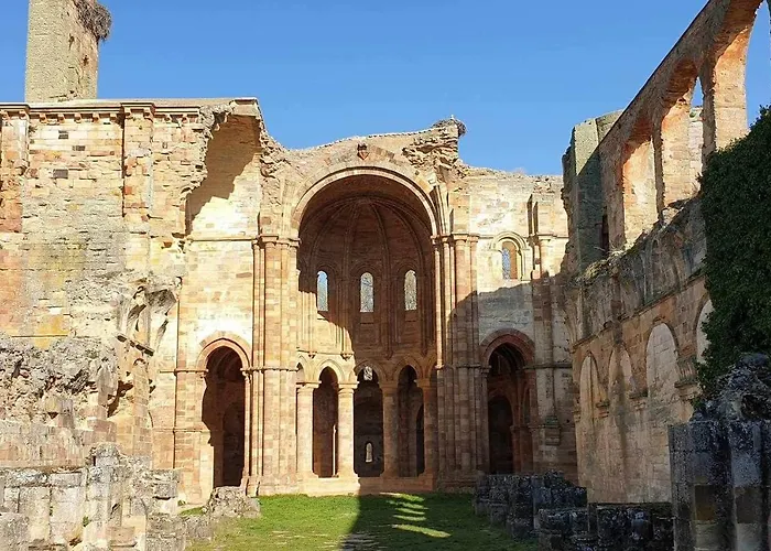 בית נופש Casa Ernesto Piscina Climatizada, Porche Y Garaje