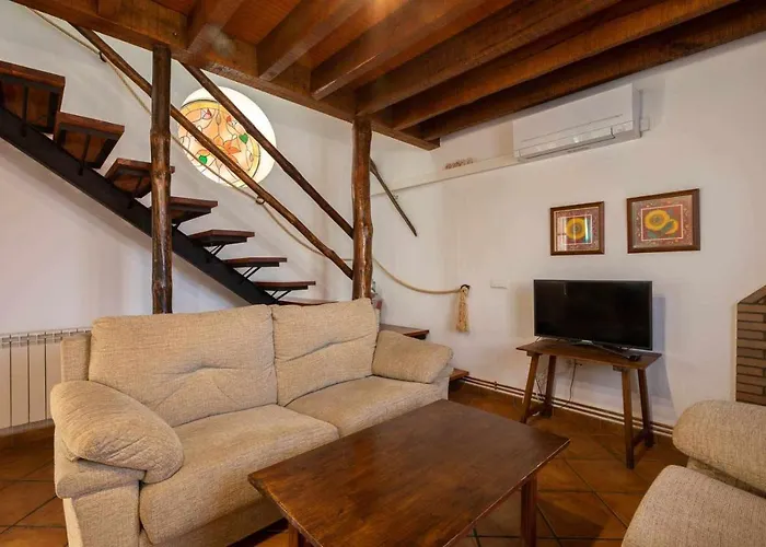 Casa Ernesto. Piscina Climatizada, Porche Y Garaje *